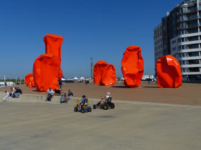 "Die Tüten" auf der Promenade 