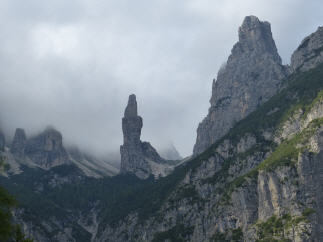 Del Campanile in den Wolken 