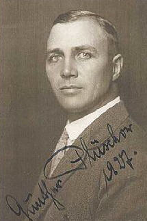 Gunther Pl&uuml;schow 